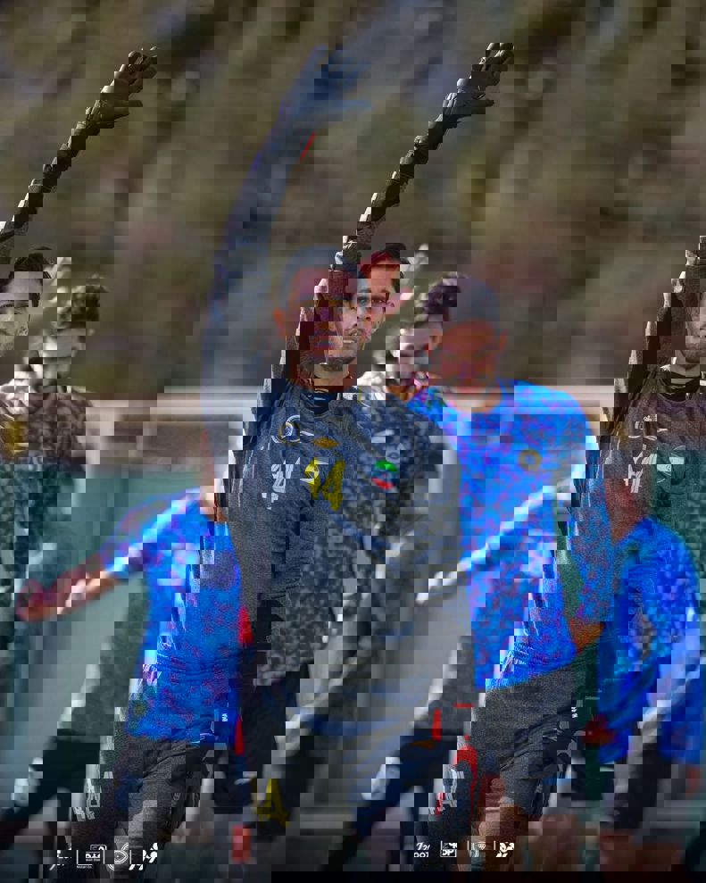 2112308