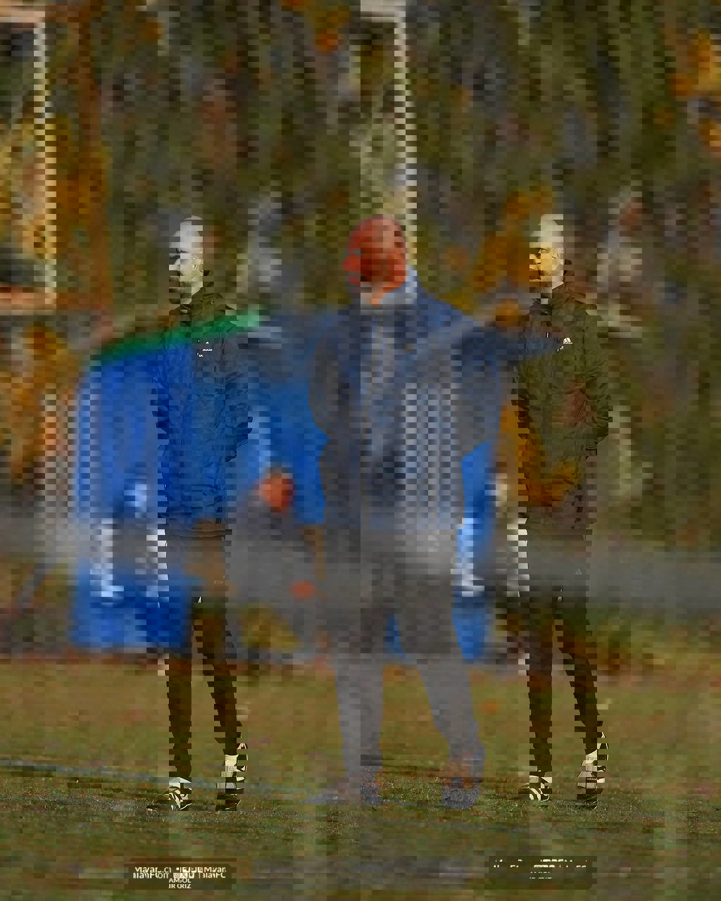 2112360