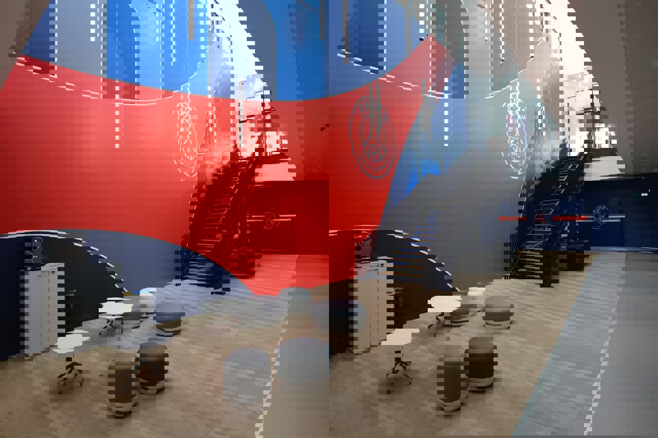 2112496