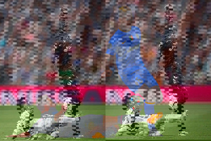 2112480