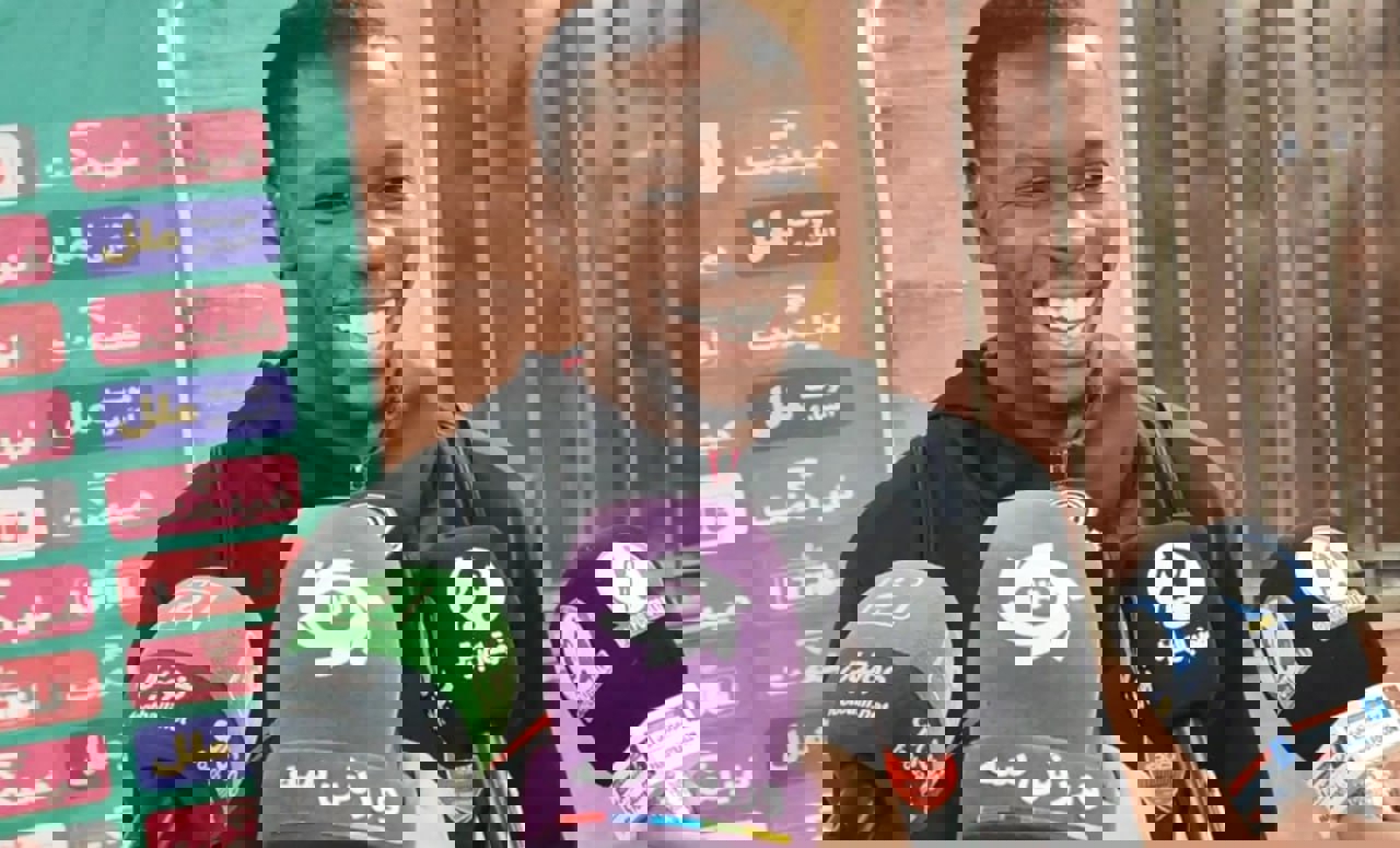 2112590