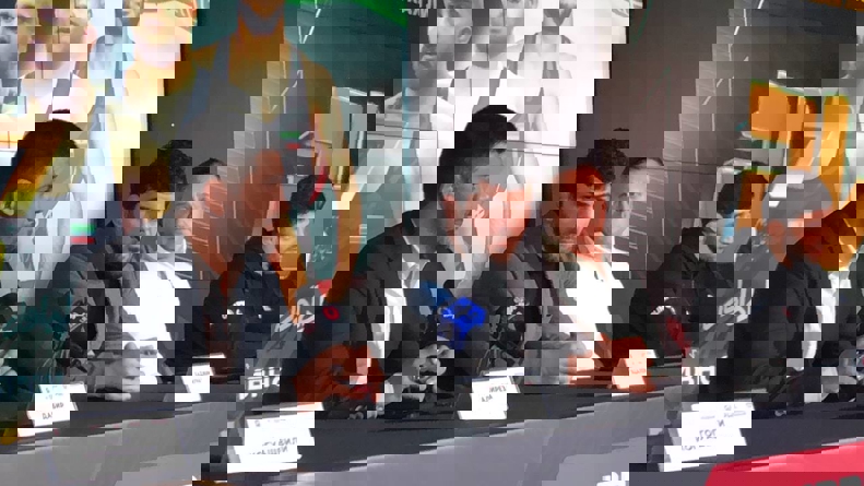 2112666