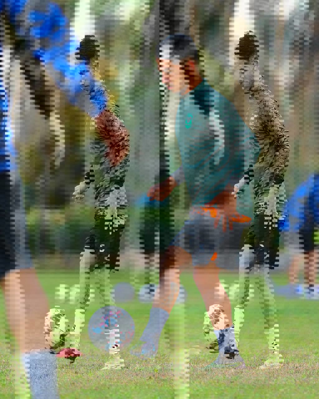 2112556