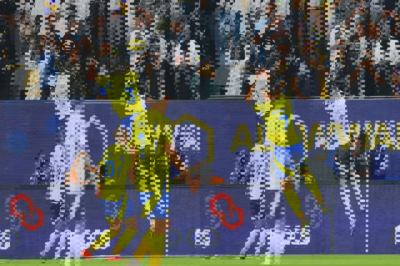 2113041