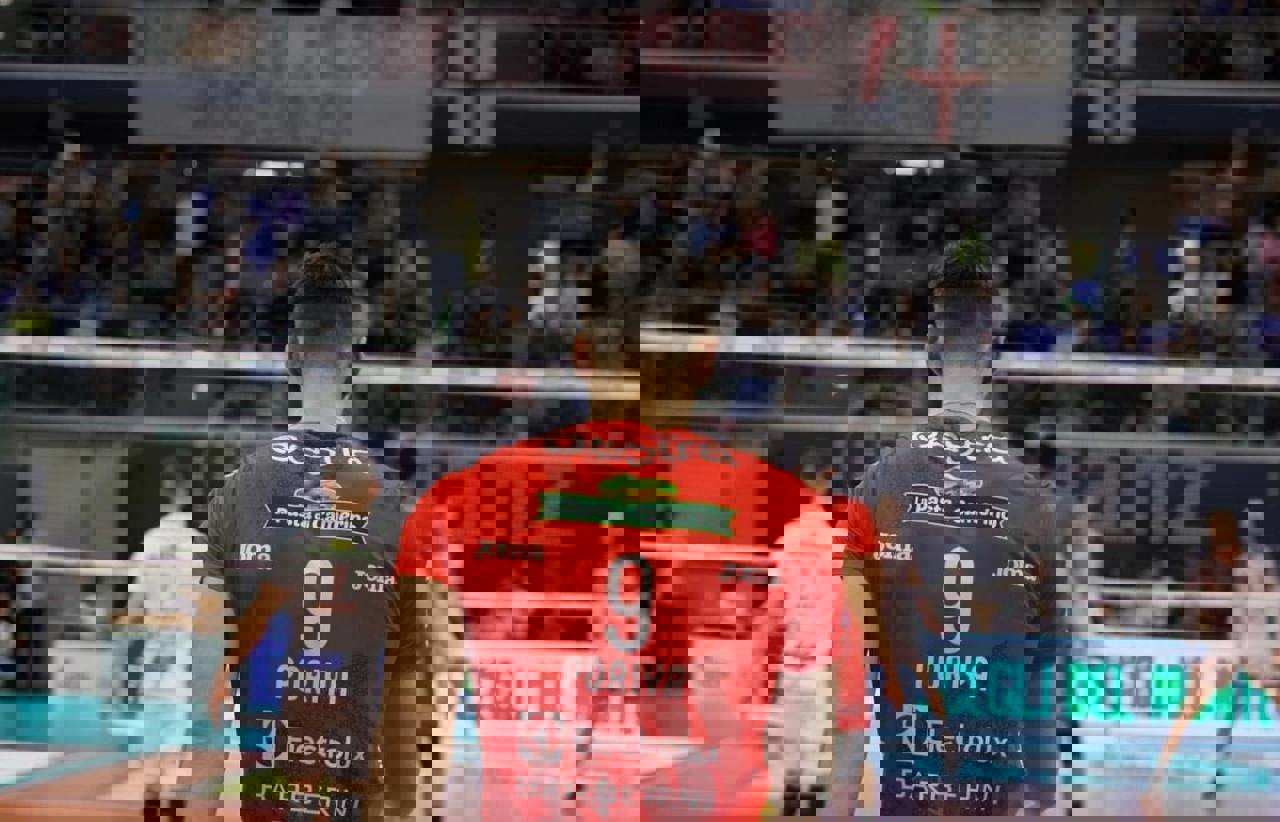 2112743