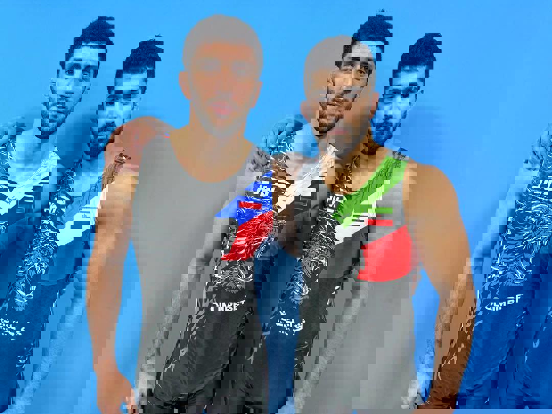 2112876
