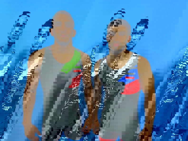 2112874