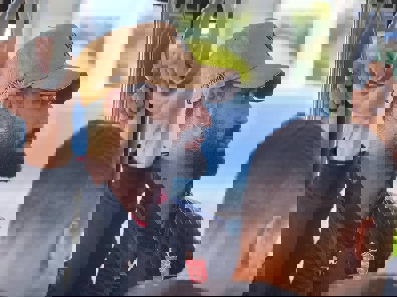 2112777