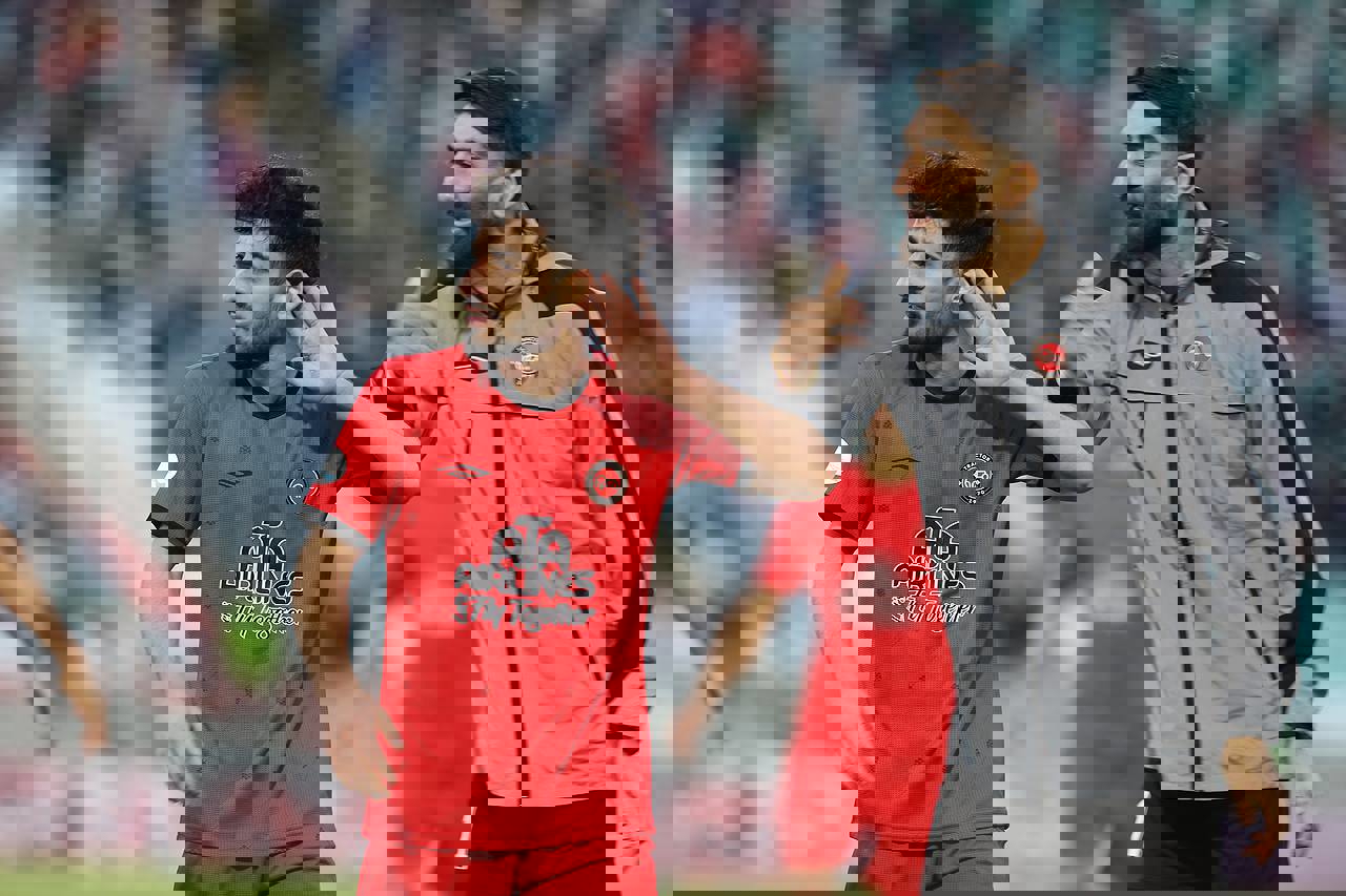 2112858