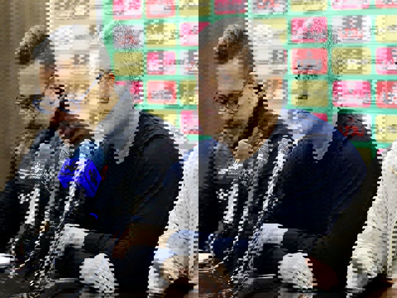 2112919