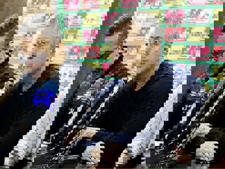 2112919
