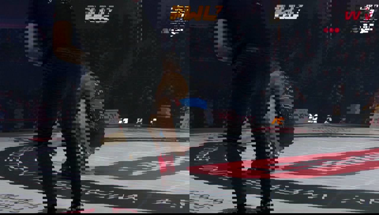2113010
