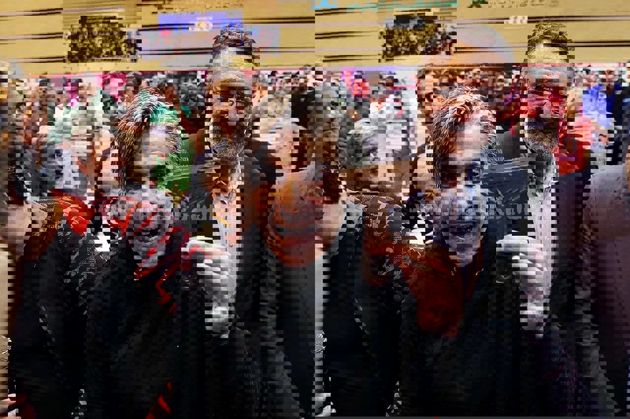 2113063