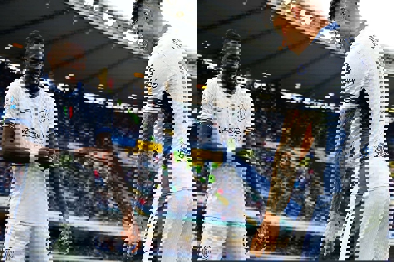 2113352