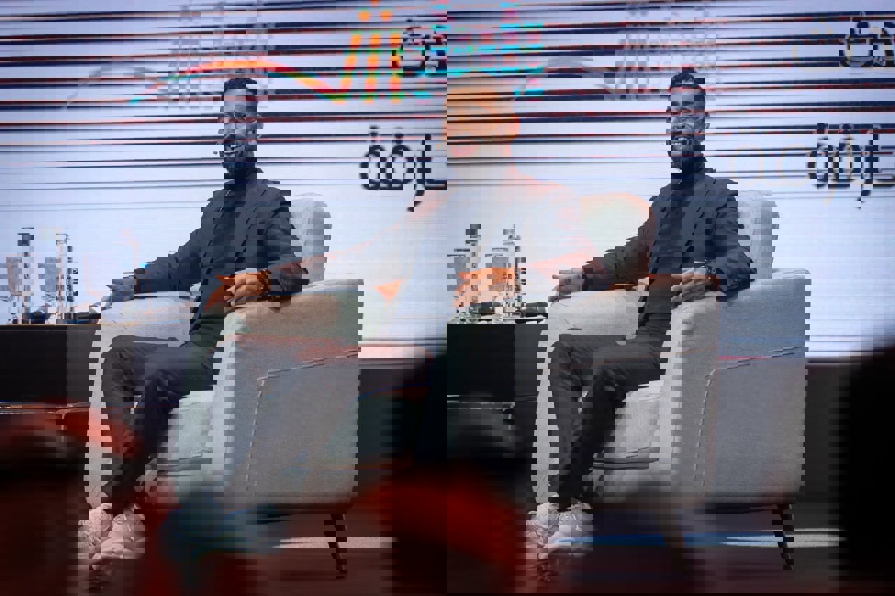 2113581