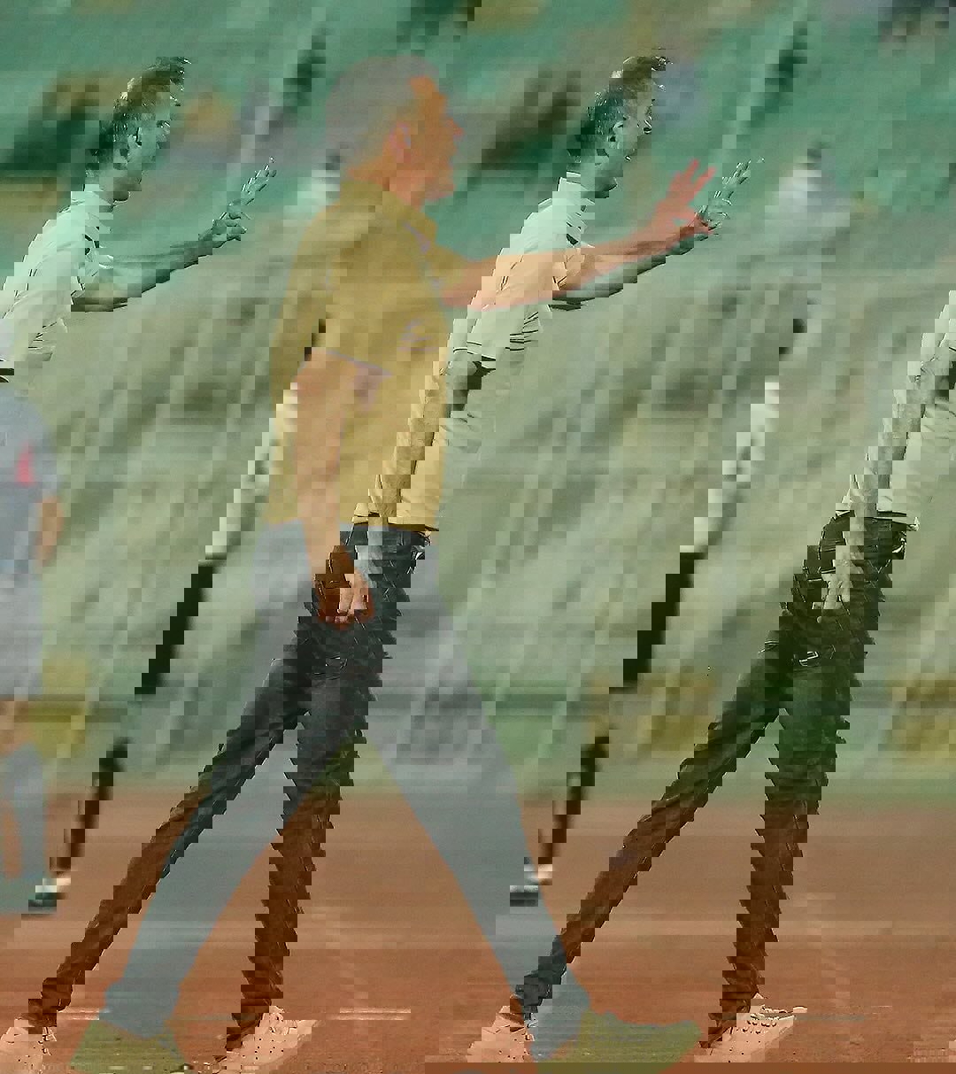 2114037