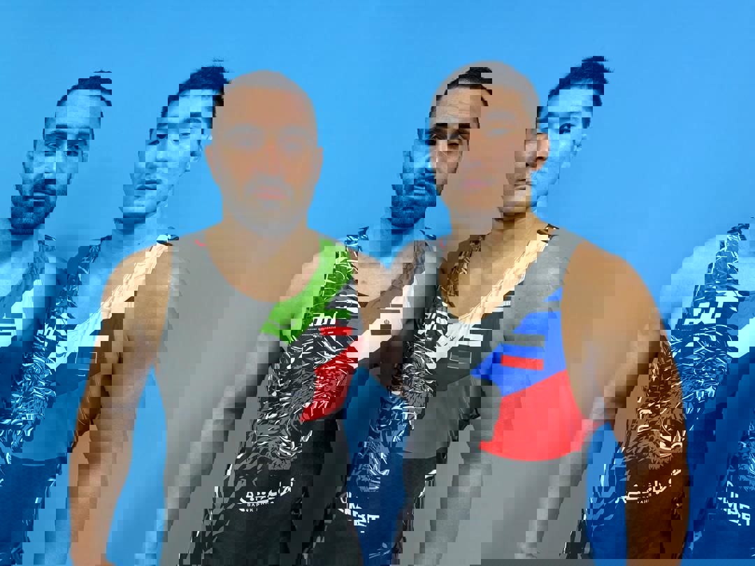 2113692