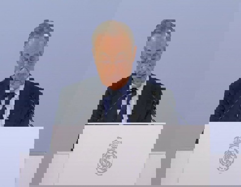 2113730