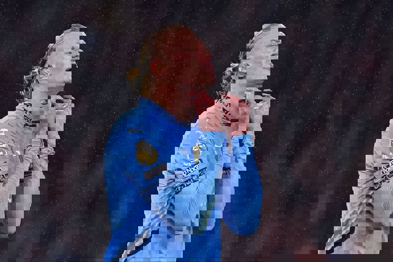2113746