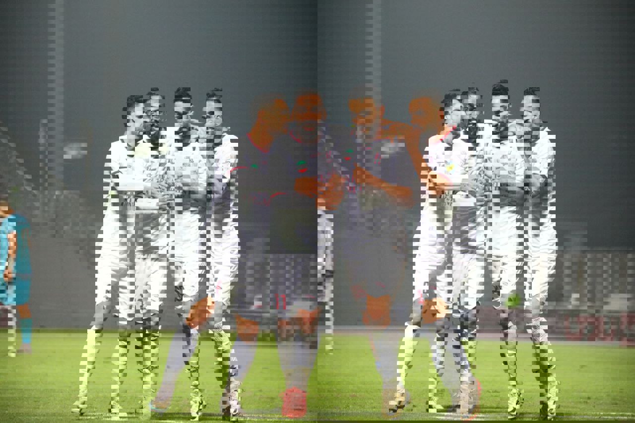 2113879