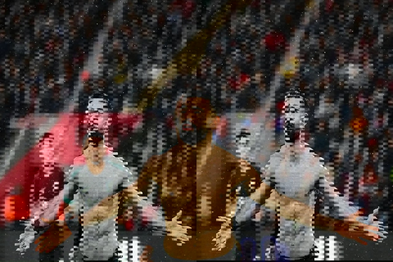 2113888