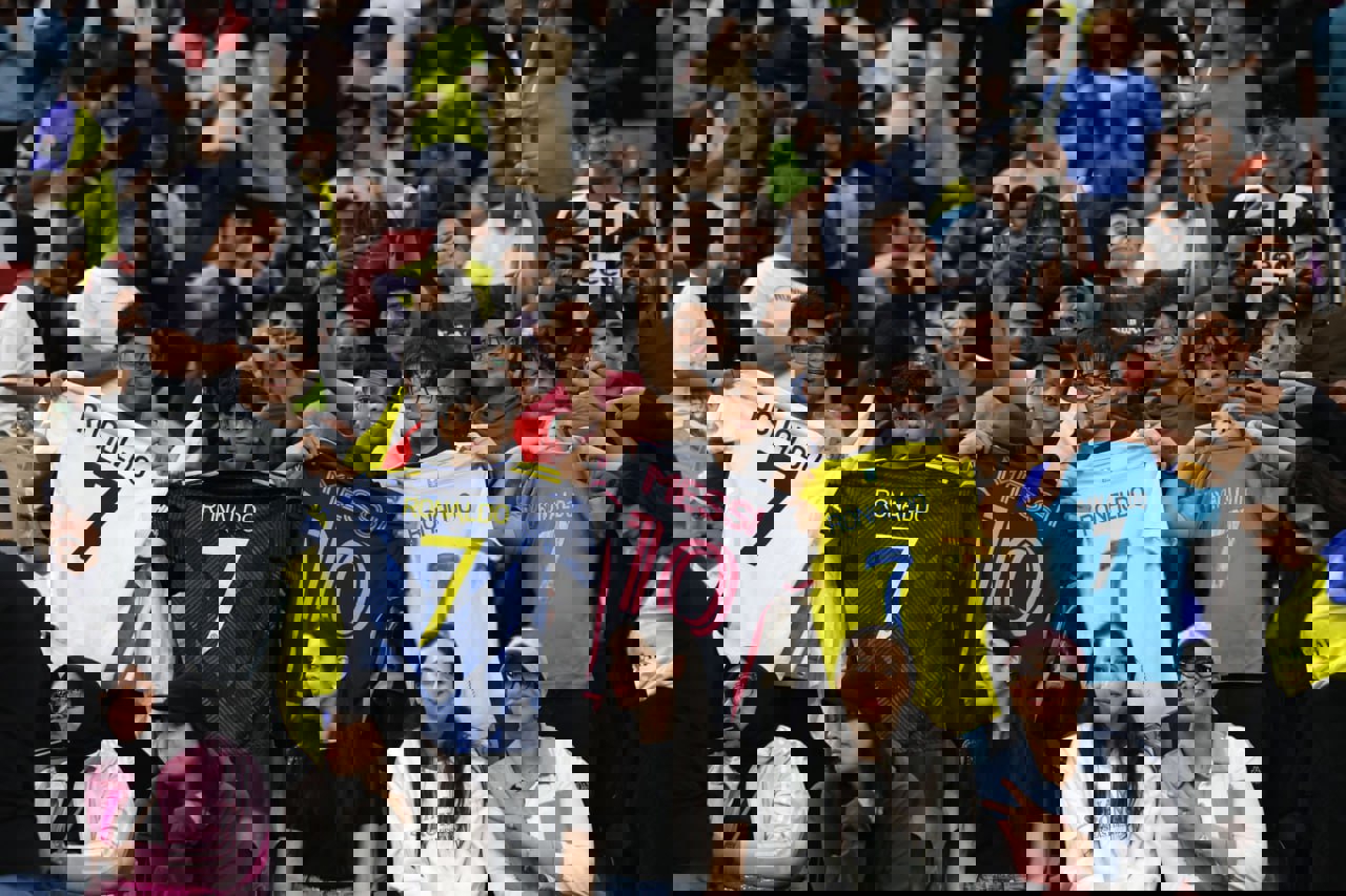 2114458