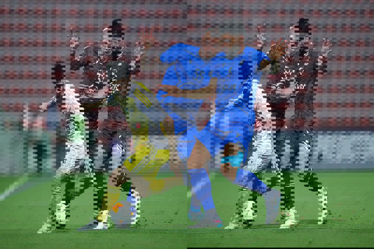 2114566