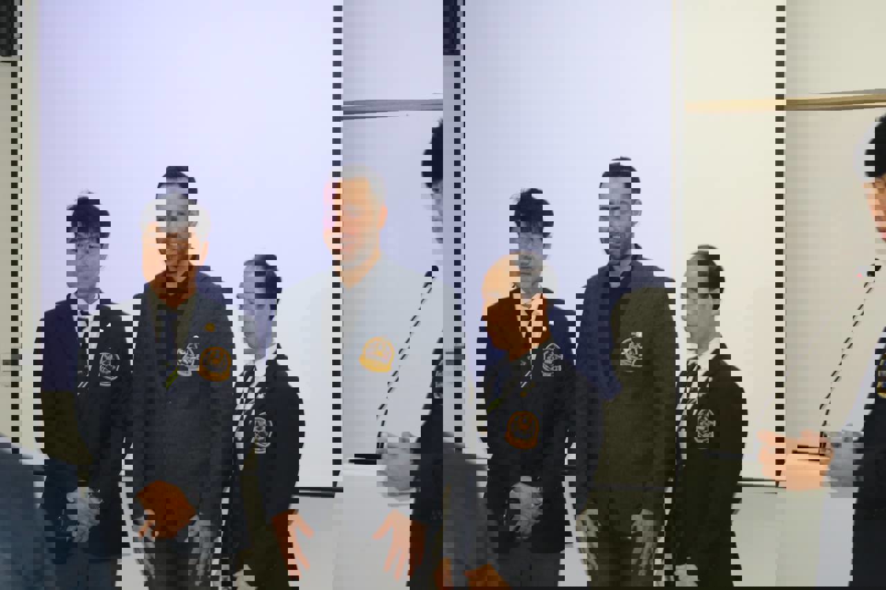 2114635