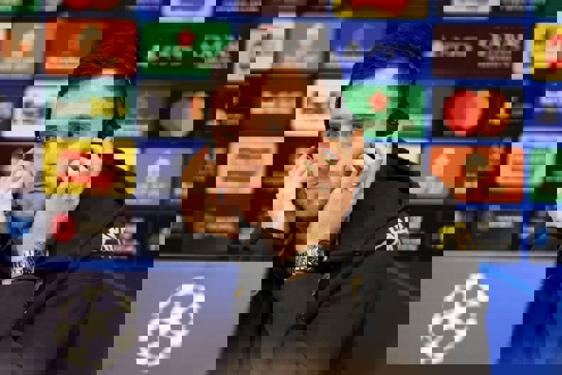 2114858