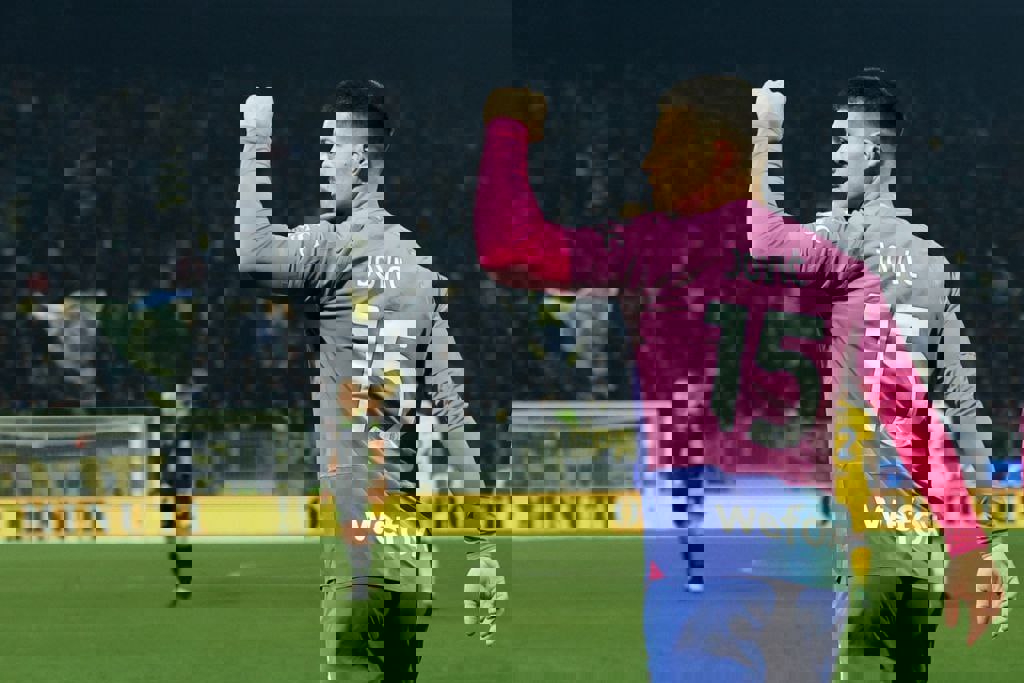 2114927