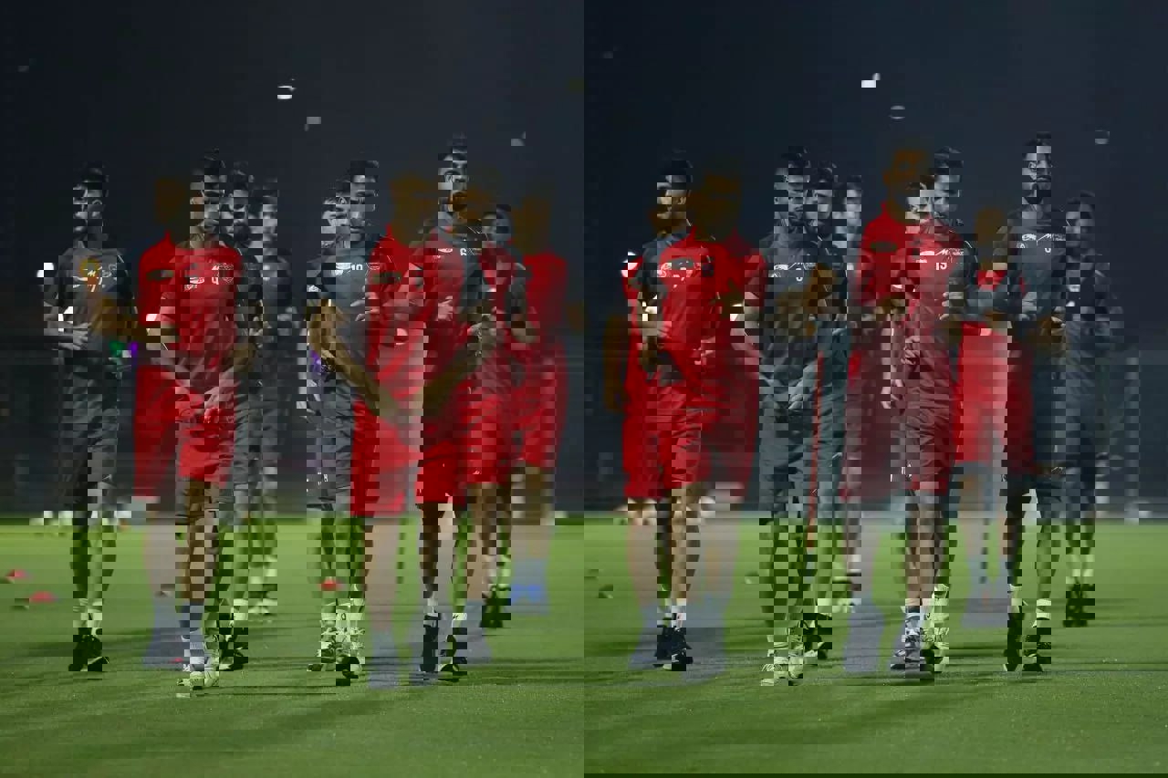 2115043