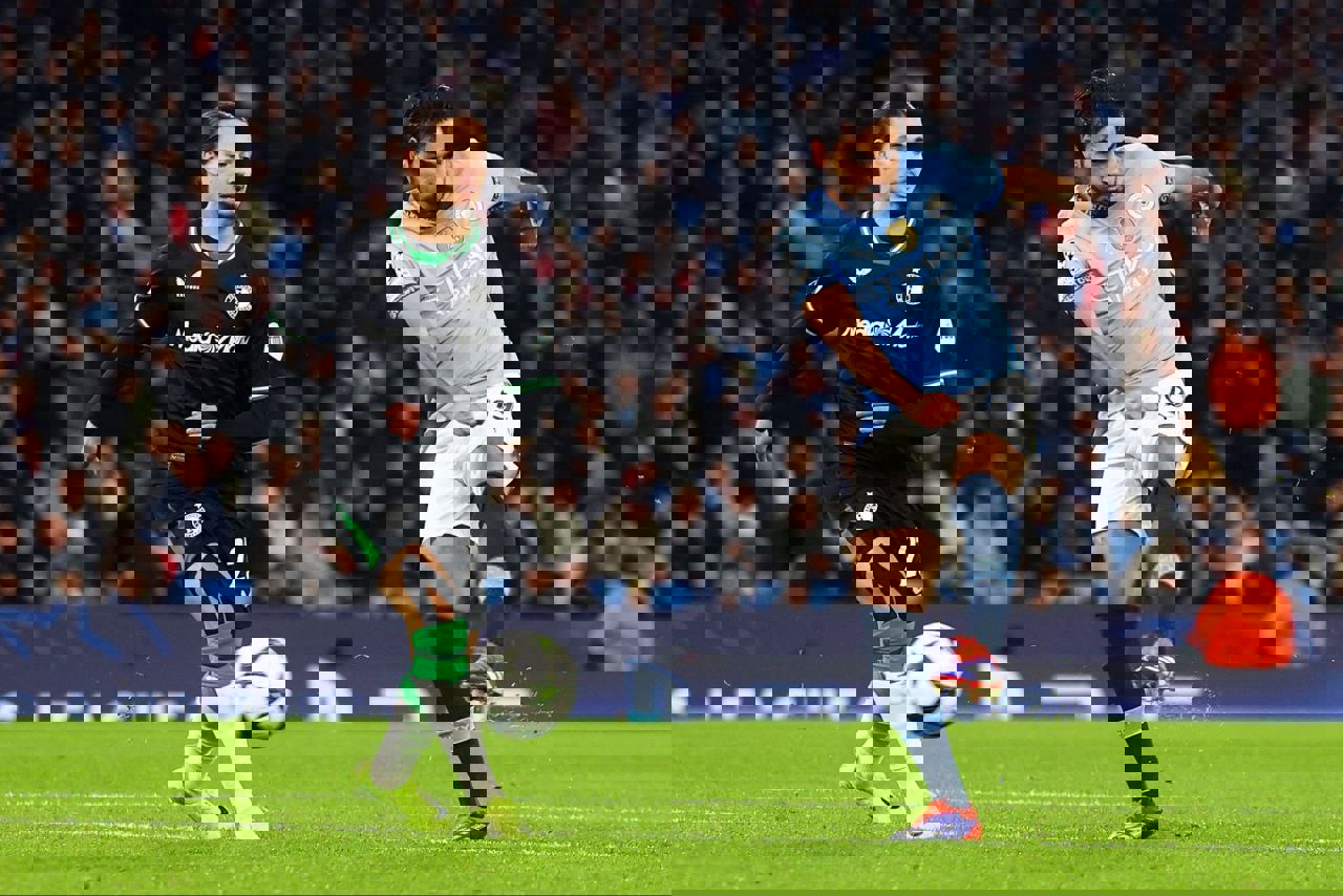 2115097