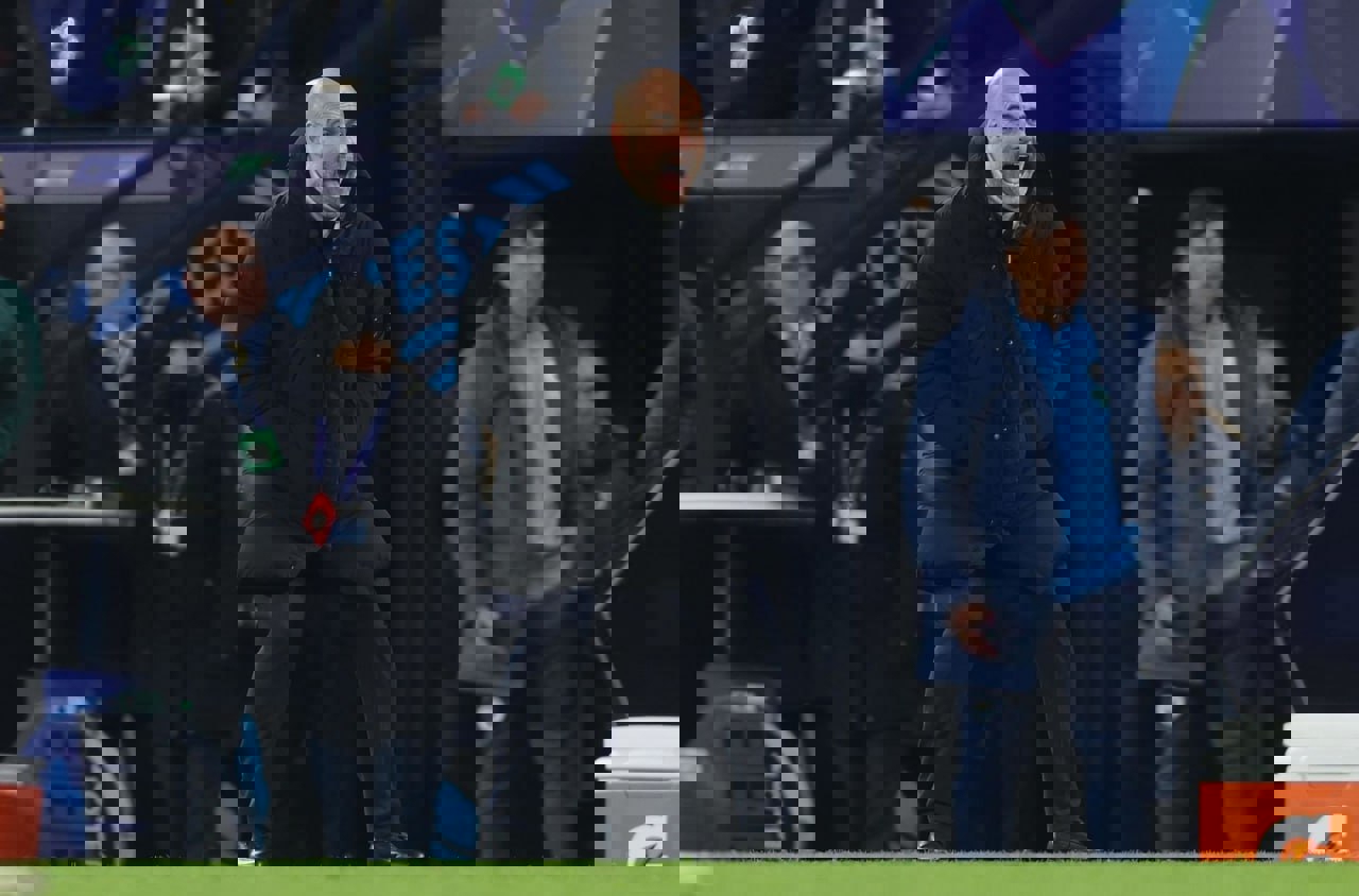 2115210