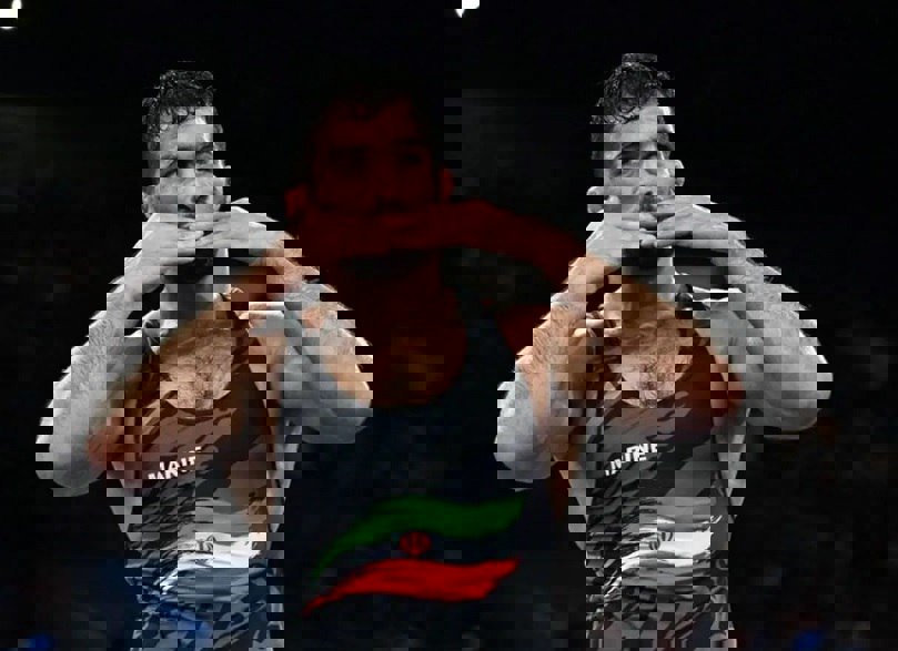 2115308