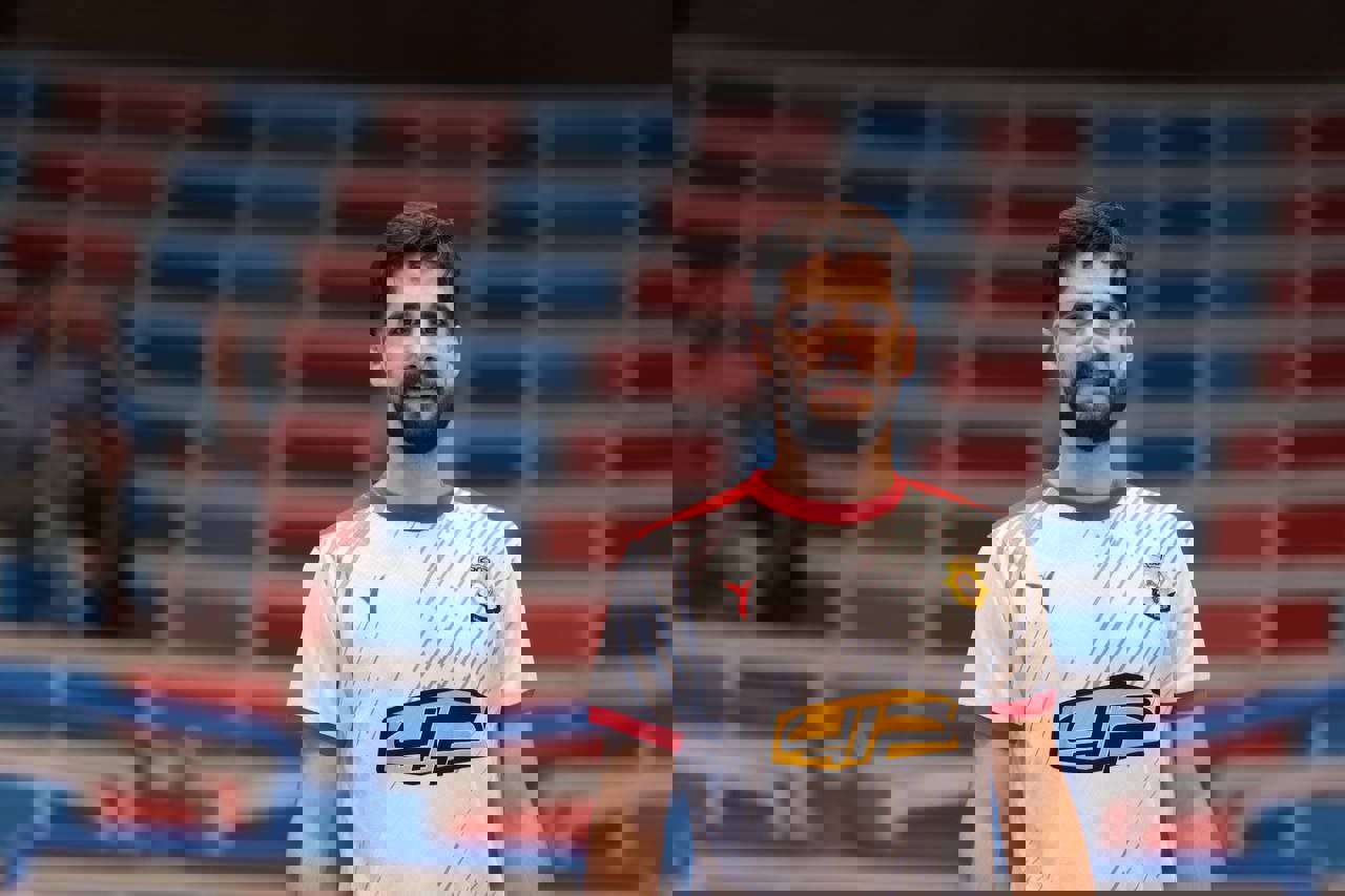 2115322