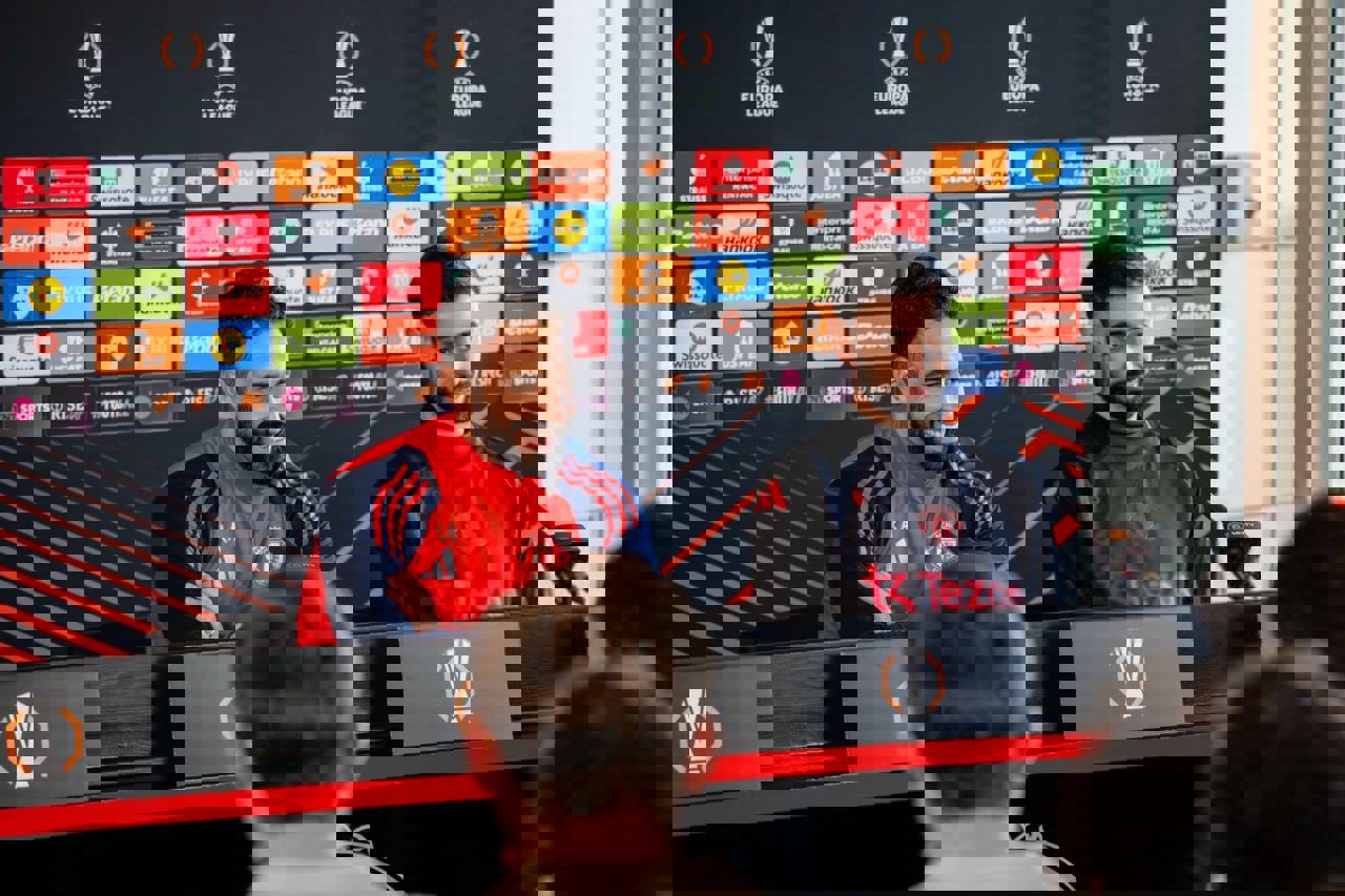 2115333