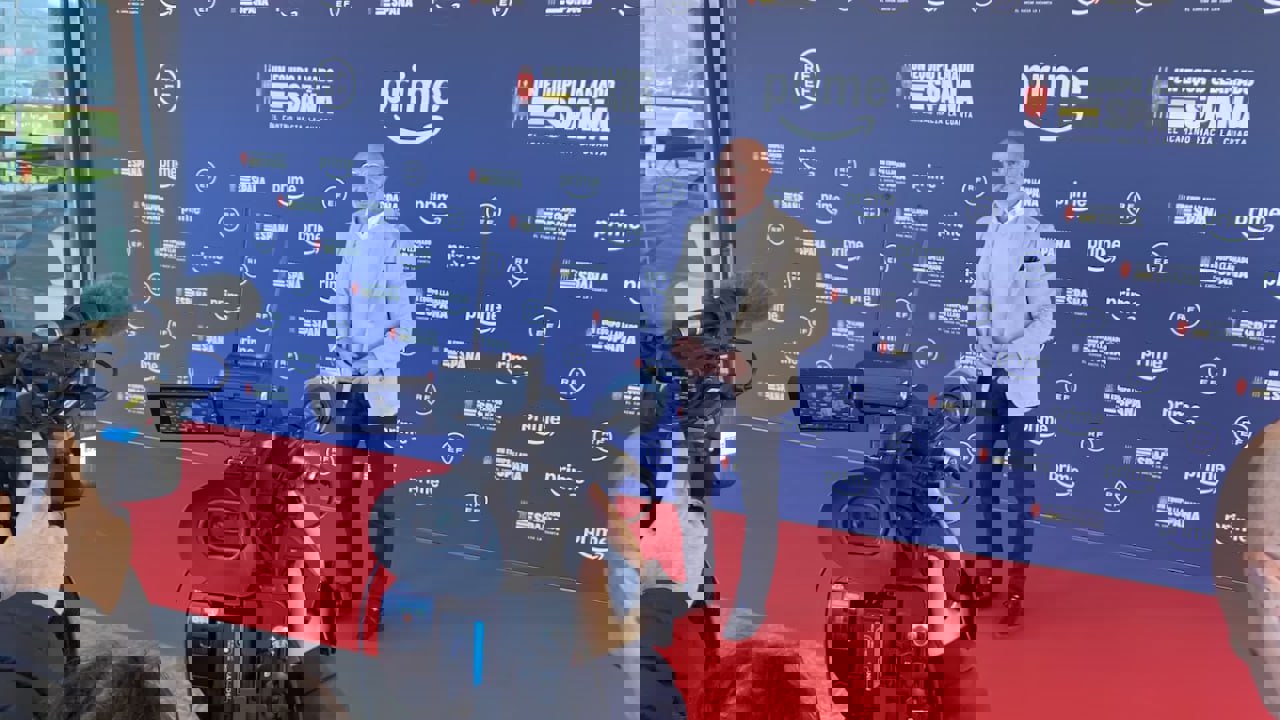 2115649
