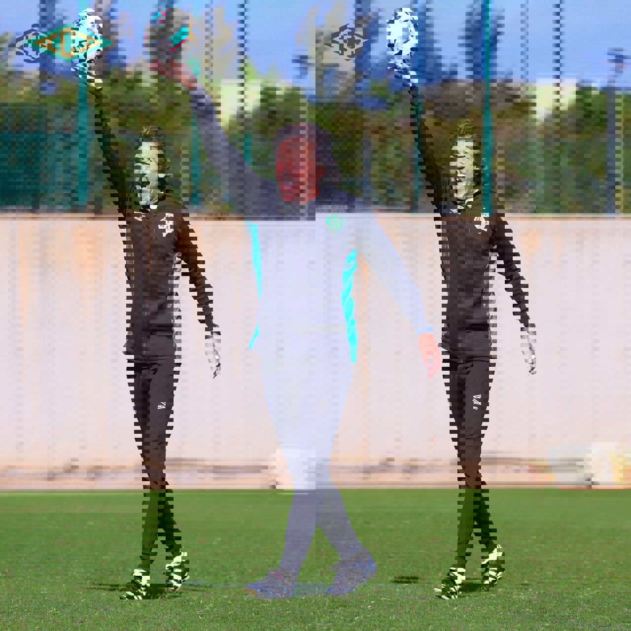 2115925