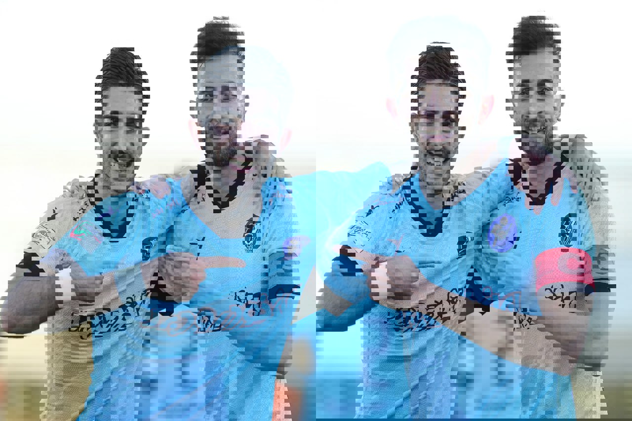 2115973