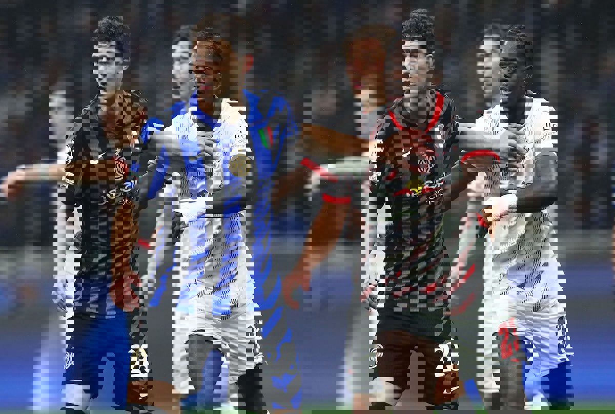 2116262