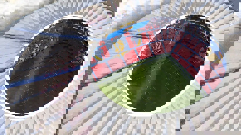 2116207