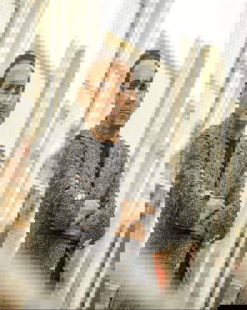 2116199