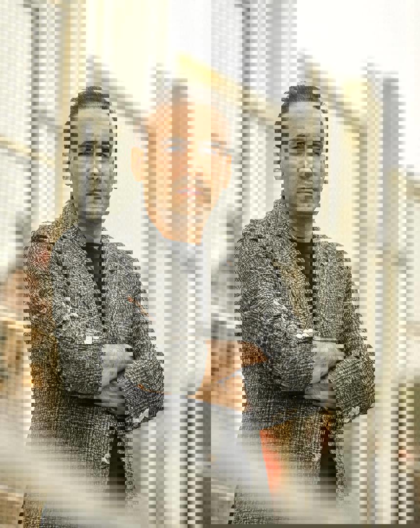 2116199