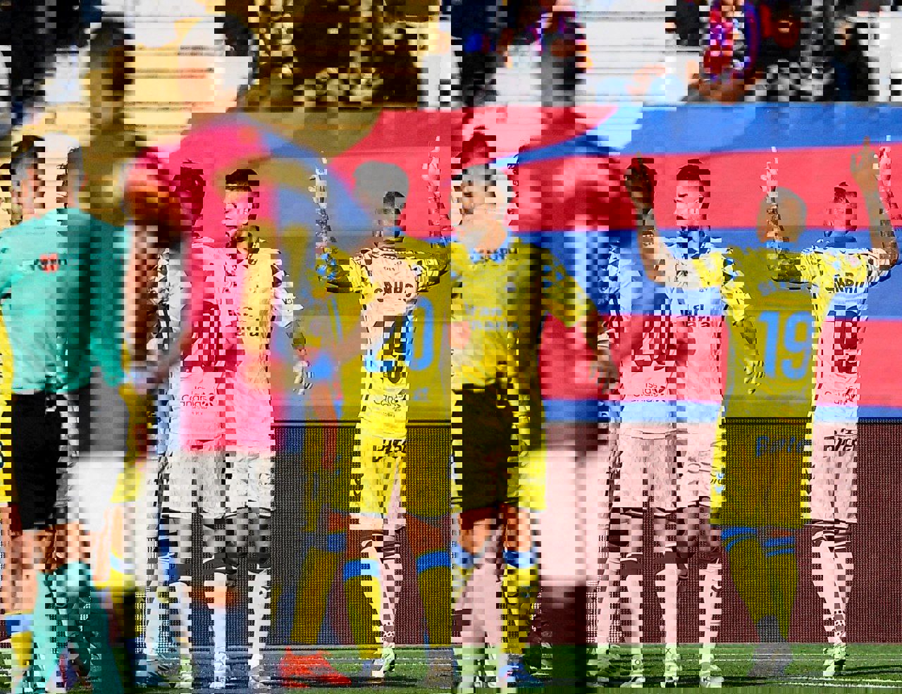 2116359