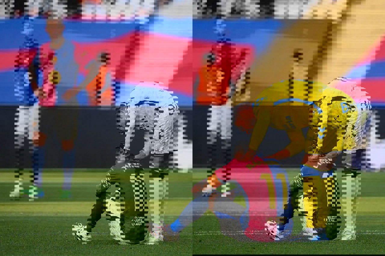 2116398