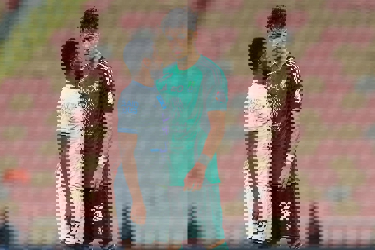 2116437