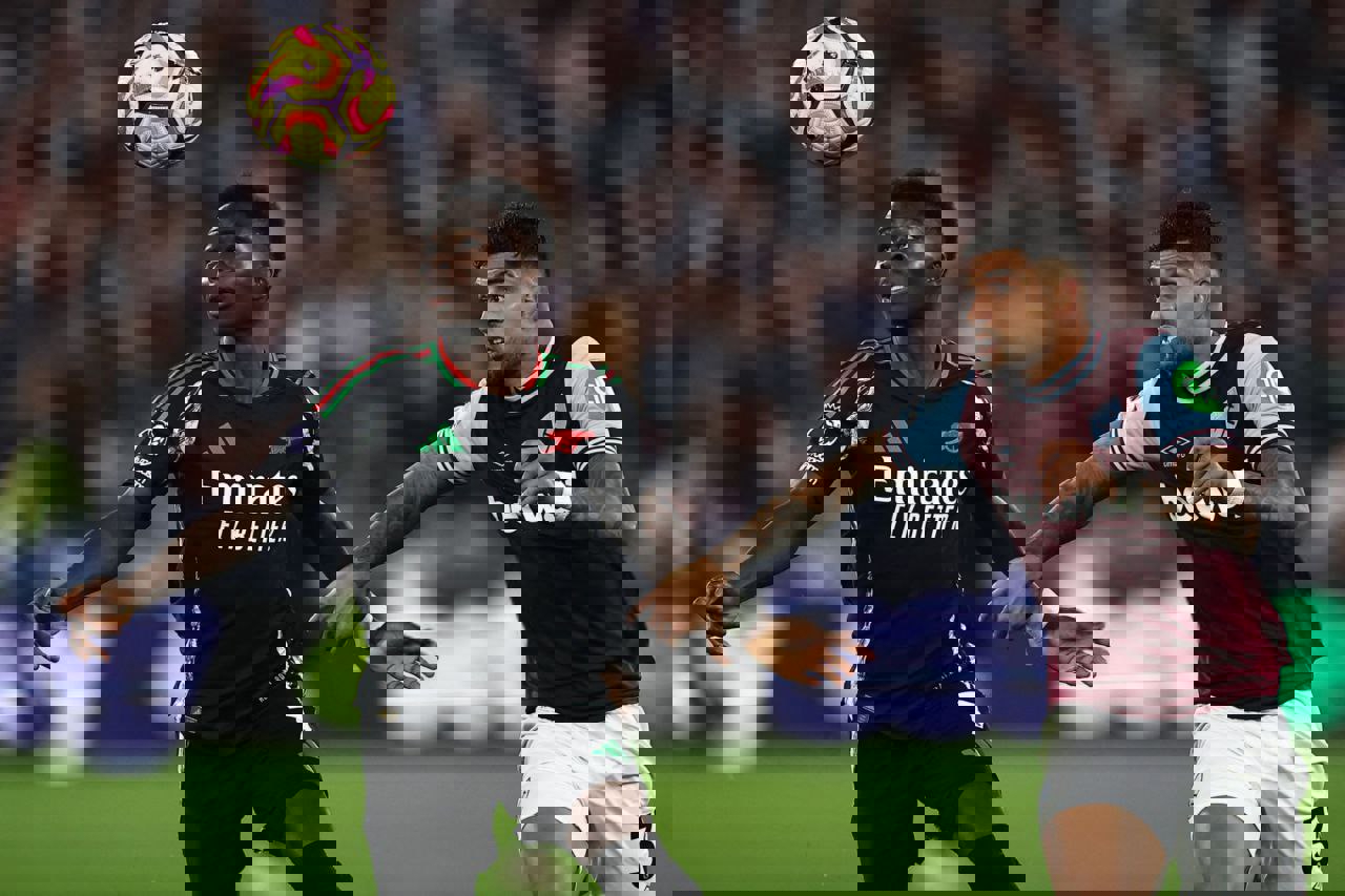 2116530