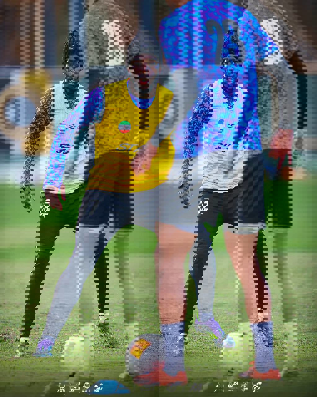 2116588