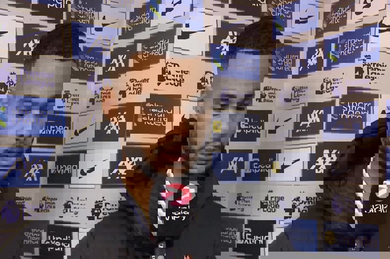 2116945