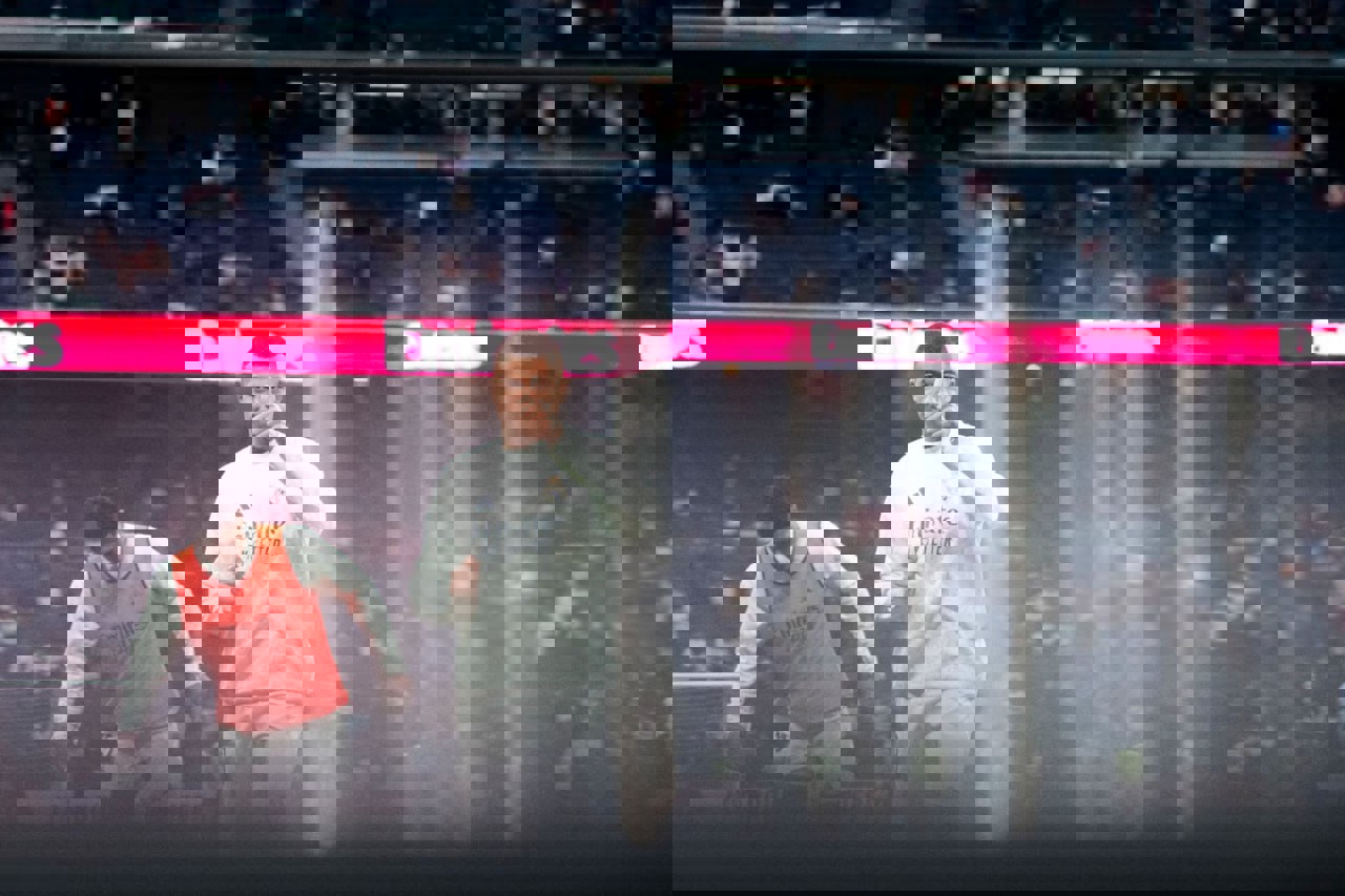 2117102